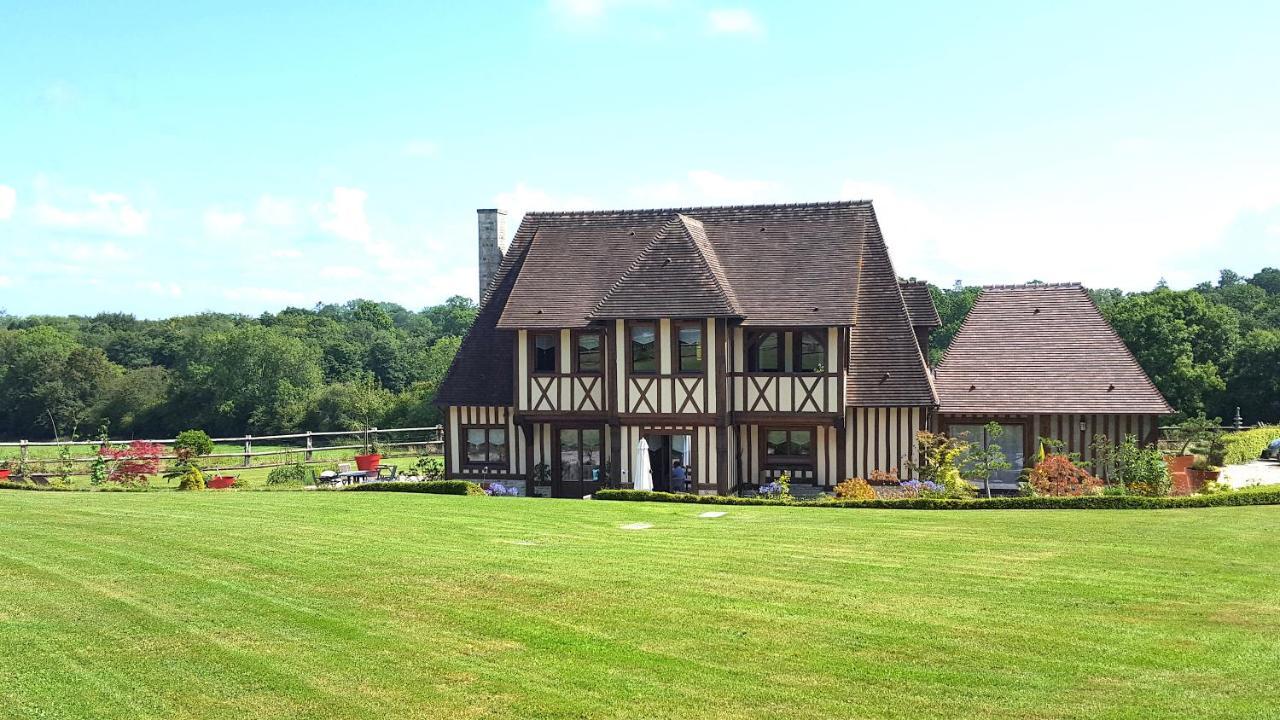 L'Herbe Aux Vaches Saint-Pierre-Azif Exterior photo